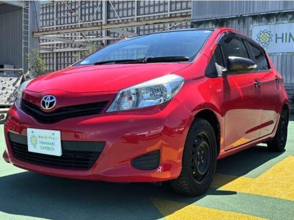 Ref:AUX-19415734 TOYOTA VITZ 2014