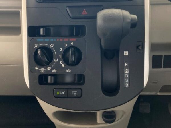 Ref:AUX-19418713 DAIHATSU TANTO 2015 - Image 18