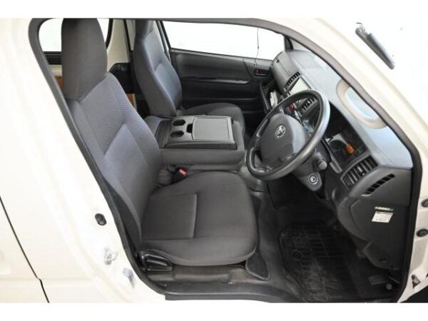Ref:AUX-19418738 TOYOTA REGIUS ACE VAN 2019 - Image 6