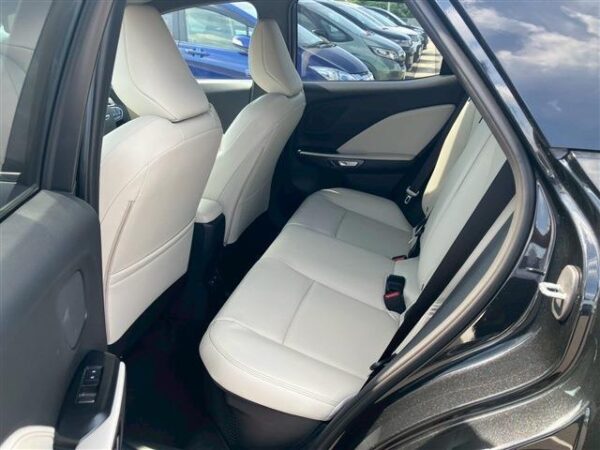 Ref:AUX-19418876 LEXUS LBX 2025 - Image 15
