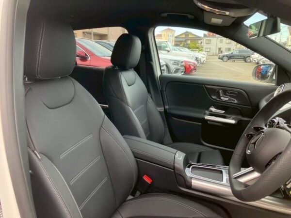 Ref:AUX-19419013 MERCEDES BENZ GLA-CLASS 2025 - Image 2
