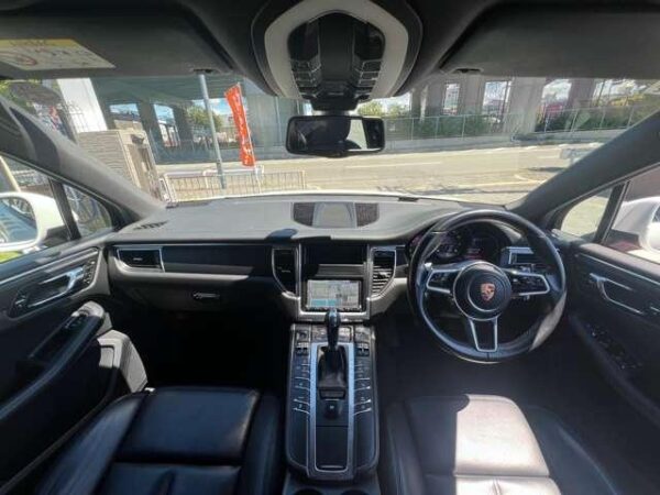 Ref:AUX-19420341 PORSCHE MACAN 2015 - Image 18