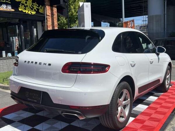 Ref:AUX-19420341 PORSCHE MACAN 2015 - Image 9