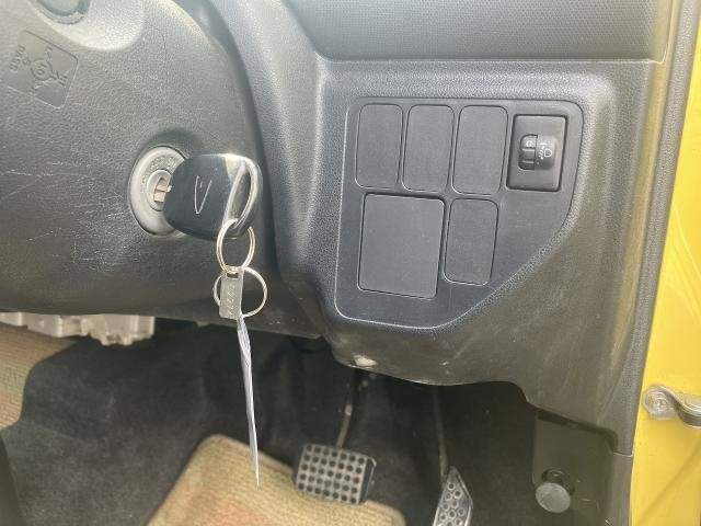 Ref:AUX-19430330 DAIHATSU ESSE 2010 - Image 11