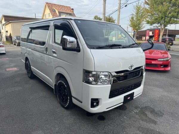 Ref:AUX-19430521 TOYOTA HIACE VAN 2024 - Image 2