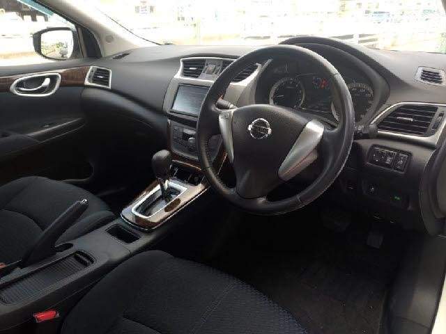 Ref:AUX-19430535 NISSAN BLUEBIRD SYLPHY 2013 - Image 3