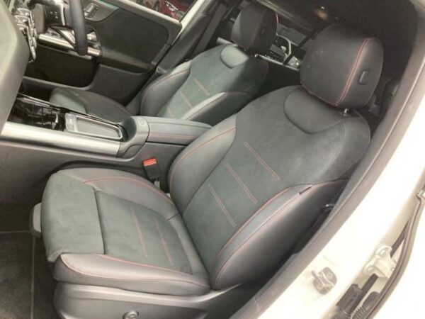 Ref:AUX-19433862 MERCEDES BENZ GLA-CLASS 2024 - Image 4