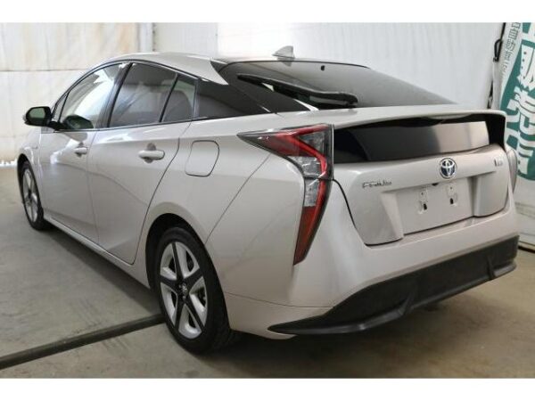 Ref:AUX-19434000 TOYOTA PRIUS 2015 - Image 2