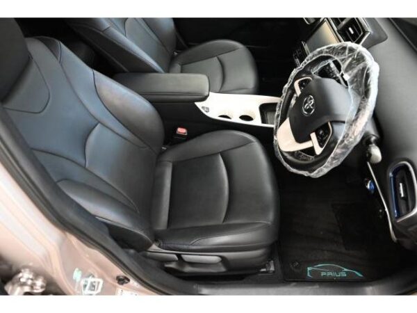 Ref:AUX-19434000 TOYOTA PRIUS 2015 - Image 6