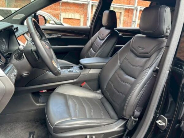 Ref:AUX-19434037 CADILLAC CADILLAC XT6 2022 - Image 6