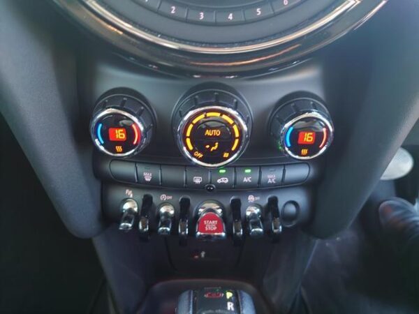 Ref:AUX-19441260 MINI MINI 2019 - Image 9