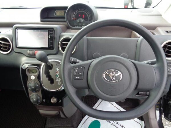 Ref:AUX-19446145 TOYOTA SPADE 2015 - Image 3