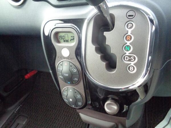 Ref:AUX-19446145 TOYOTA SPADE 2015 - Image 6