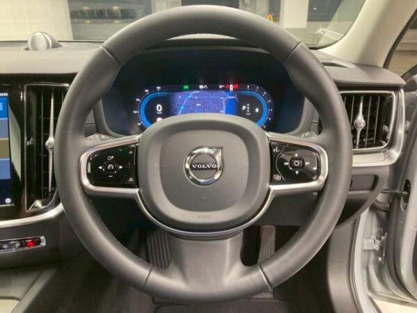 Ref:AUX-19449356 VOLVO V60 2024 - Image 9