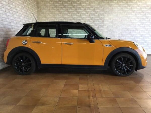 Ref:AUX-19449419 MINI MINI 2017 - Image 8