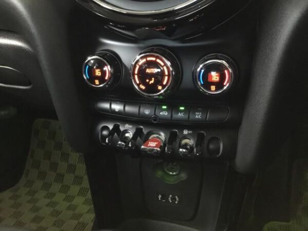 Ref:AUX-19449572 MINI MINI 2017 - Image 15