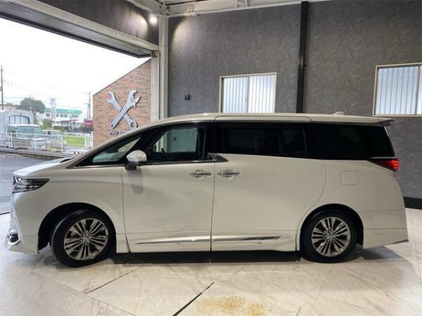 Ref:AUX-19456716 TOYOTA ALPHARD HYBRID 2024 - Image 5