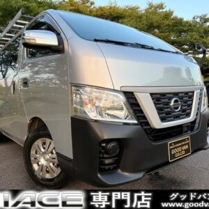 2018 Nissan Nv350Caravan Van silver diesel used car Japan export