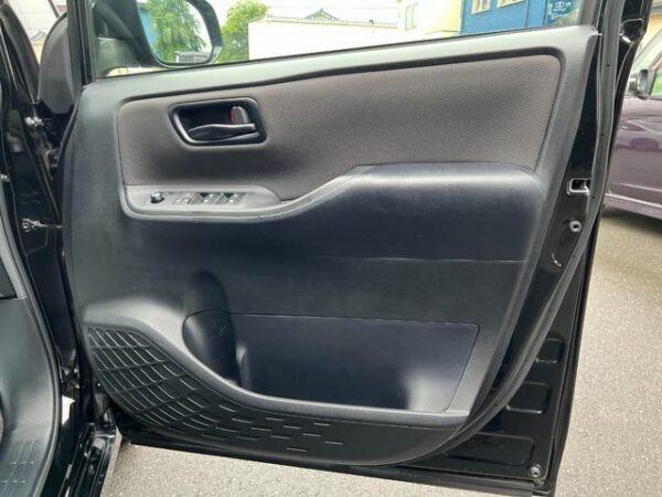 Ref:AUX-19456756 TOYOTA VOXY 2019 - Image 11