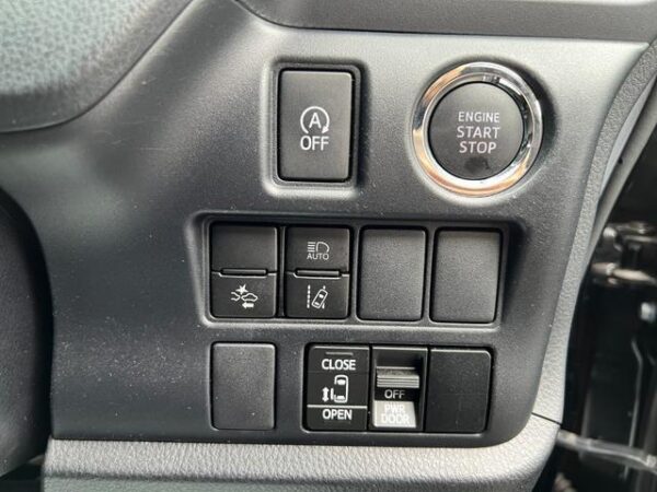 Ref:AUX-19456756 TOYOTA VOXY 2019 - Image 4