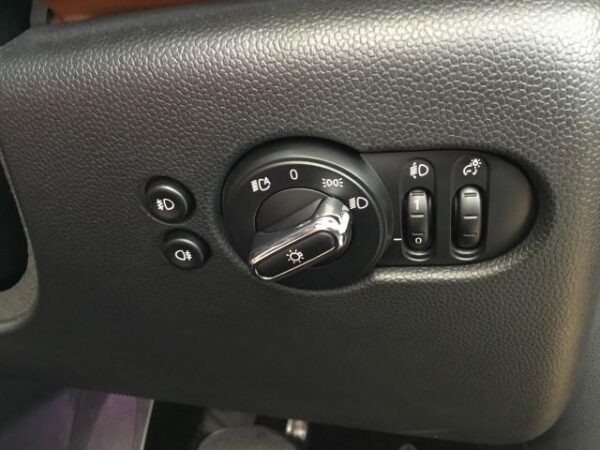 Ref:AUX-19460723 MINI MINI 2020 - Image 19