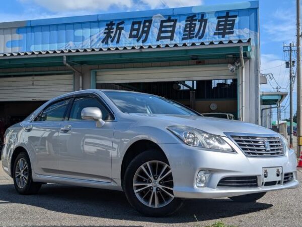 Ref:AUX-19460865 TOYOTA CROWN 2012