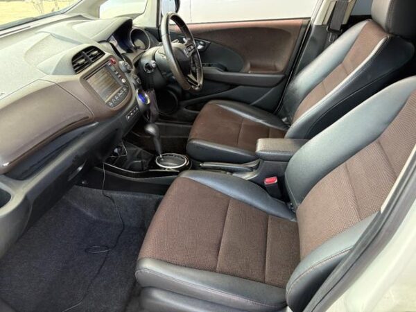 Ref:AUX-19461209 HONDA FIT SHUTTLE HYBRID 2011 - Image 14