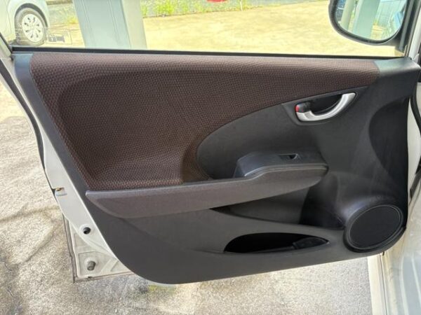 Ref:AUX-19461209 HONDA FIT SHUTTLE HYBRID 2011 - Image 20