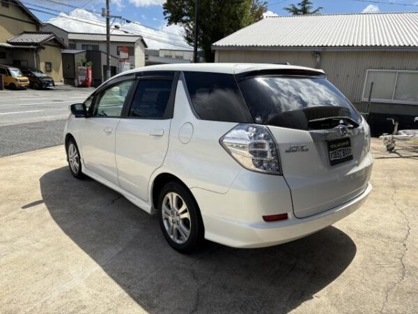 Ref:AUX-19461209 HONDA FIT SHUTTLE HYBRID 2011 - Image 4
