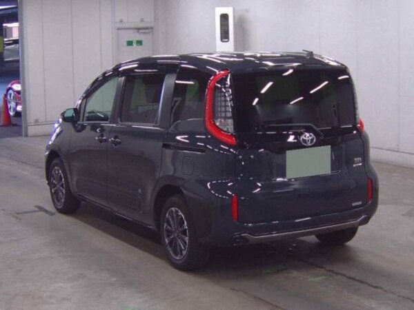 Ref:AUX-19461361 TOYOTA SIENTA 2022 - Image 5