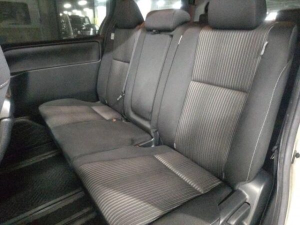Ref:AUX-19464781 TOYOTA NOAH 2017 - Image 4
