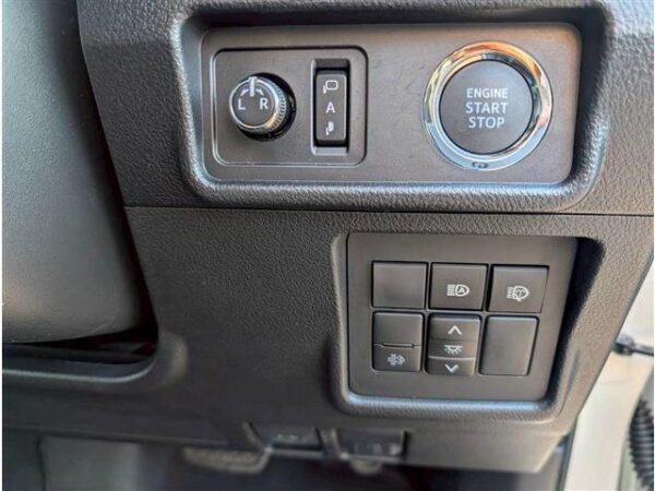 Ref:AUX-19465094 TOYOTA LAND CRUISER PRADO 2023 - Image 17