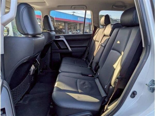 Ref:AUX-19465094 TOYOTA LAND CRUISER PRADO 2023 - Image 4