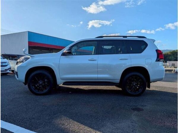 Ref:AUX-19465094 TOYOTA LAND CRUISER PRADO 2023 - Image 9