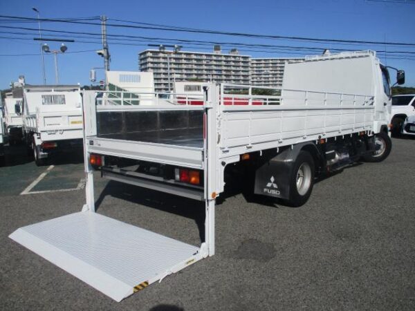 Ref:AUX-19465109 MITSUBISHI FUSO FIGHTER 2018