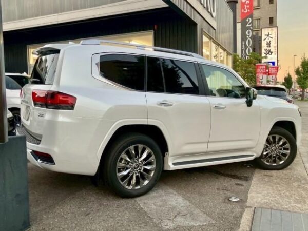 Ref:AUX-19465316 TOYOTA LAND CRUISER 2024 - Image 3
