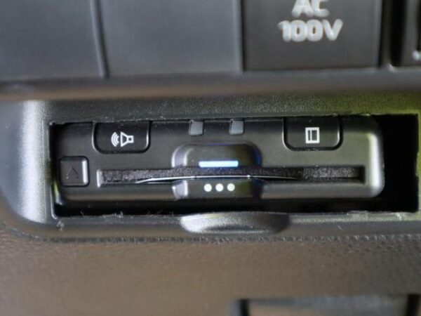 Ref:AUX-19472072 TOYOTA AQUA 2022 - Image 5