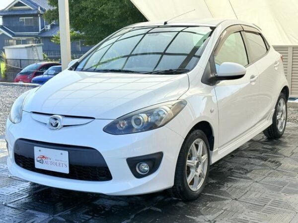 Ref:AUX-19472178 MAZDA DEMIO 2010