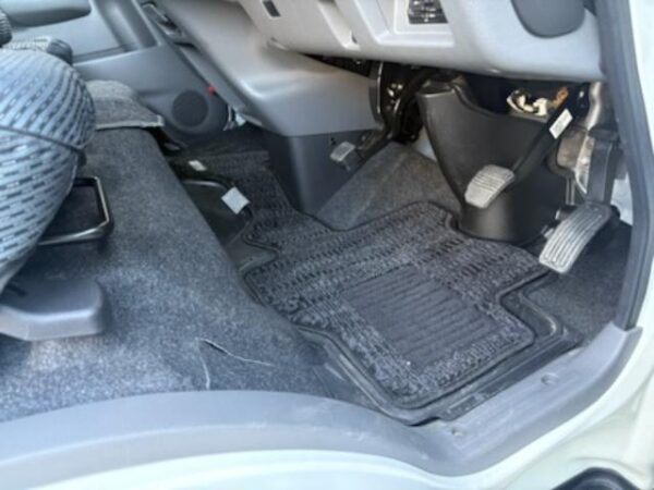 Ref:AUX-19472185 NISSAN NV350 CARAVAN VAN 2020 - Image 7