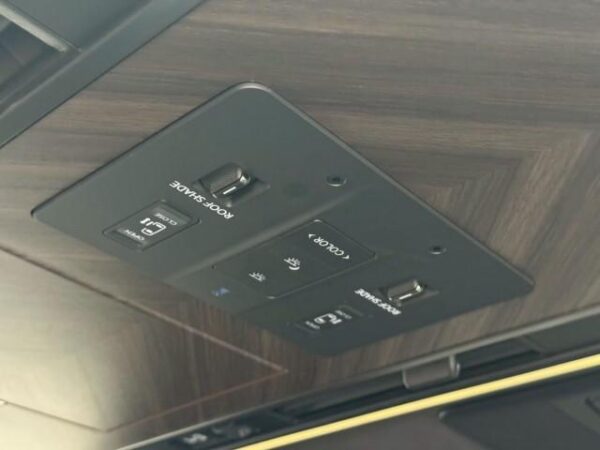 Ref:AUX-19476963 LEXUS LM 2024 - Image 15