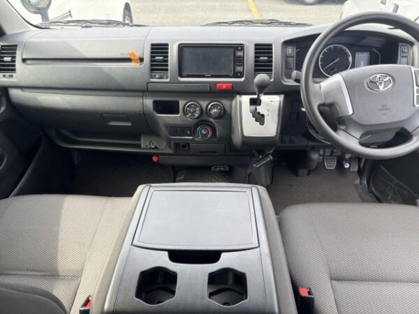 Ref:AUX-19480435 TOYOTA HIACE VAN 2020 - Image 7