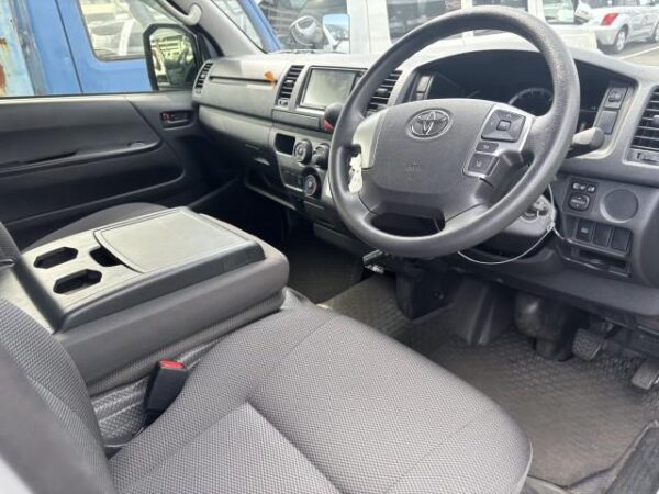 Ref:AUX-19480435 TOYOTA HIACE VAN 2020 - Image 10