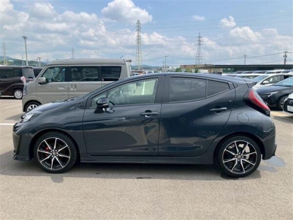 Ref:AUX-19480502 TOYOTA AQUA 2024 - Image 9