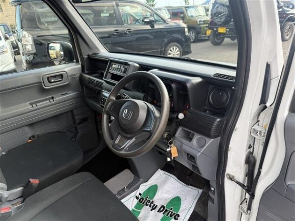Ref:AUX-19480516 HONDA N-VAN 2019 - Image 12