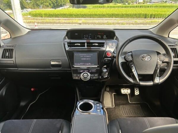 Ref:AUX-19487254 TOYOTA PRIUS ALPHA 2015 - Image 3