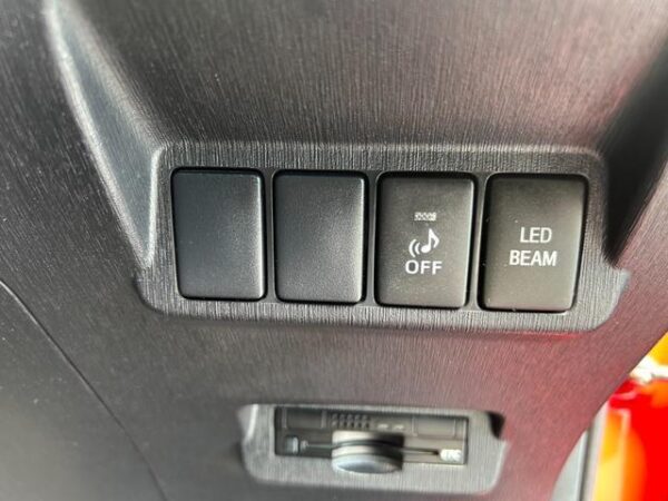 Ref:AUX-19487254 TOYOTA PRIUS ALPHA 2015 - Image 10