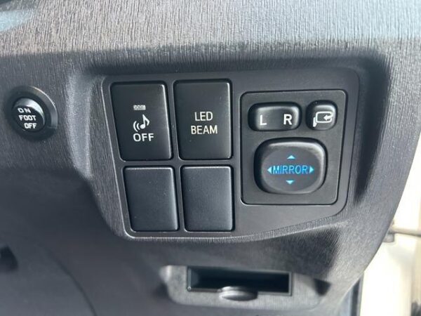 Ref:AUX-19487256 TOYOTA PRIUS 2012 - Image 11