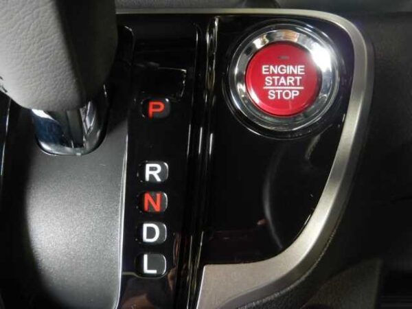 Ref:AUX-19490223 HONDA N-BOX SLASH 2020 - Image 10