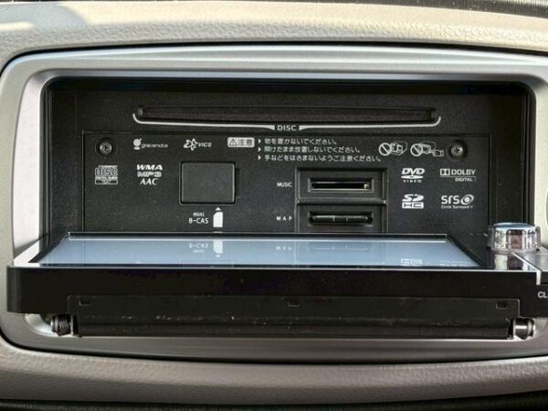 Ref:AUX-19490890 TOYOTA VITZ 2012 - Image 18