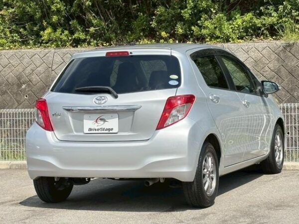 Ref:AUX-19490890 TOYOTA VITZ 2012 - Image 8
